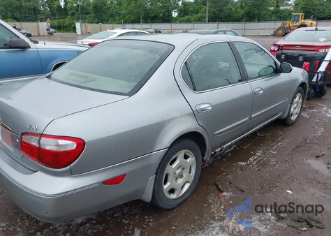 2001 Infiniti I30 Luxury из США, поврежденный, VIN JNKCA31A91T035878